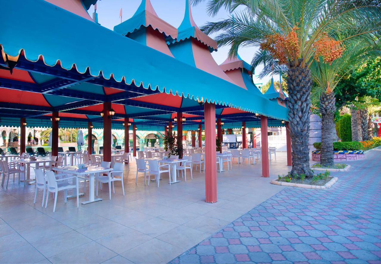 Kamelya Aishen Club & Aqua Ultra All Inclusive Kids Concept Side Exteriér fotografie A restaurant in a hotel in Turkey